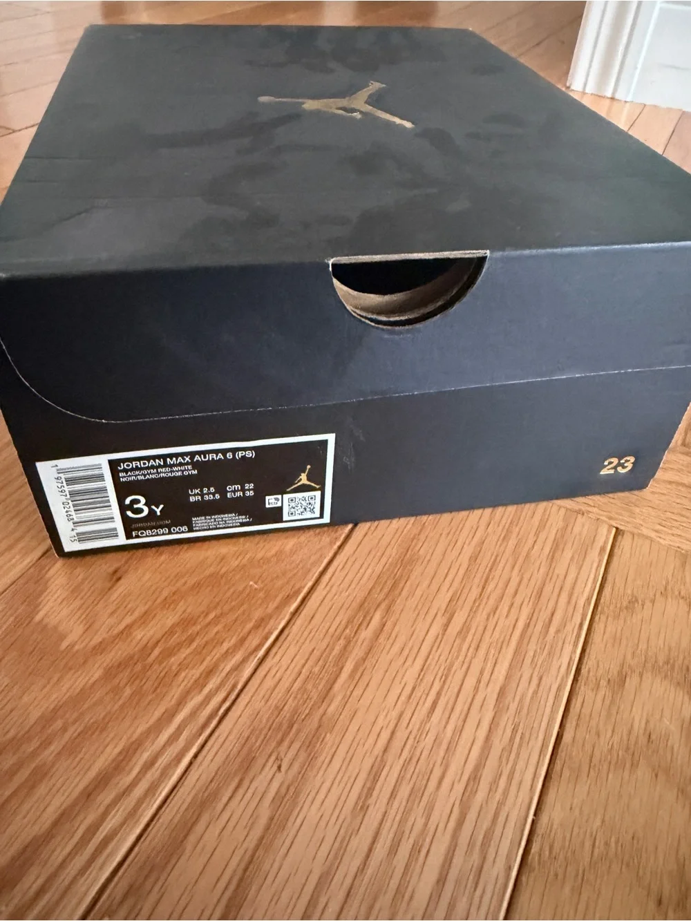 Jordan Kids Black and Red Low-Top Sneakers